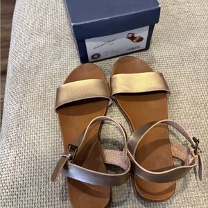 Universal Thread Metallic Rose Sandals